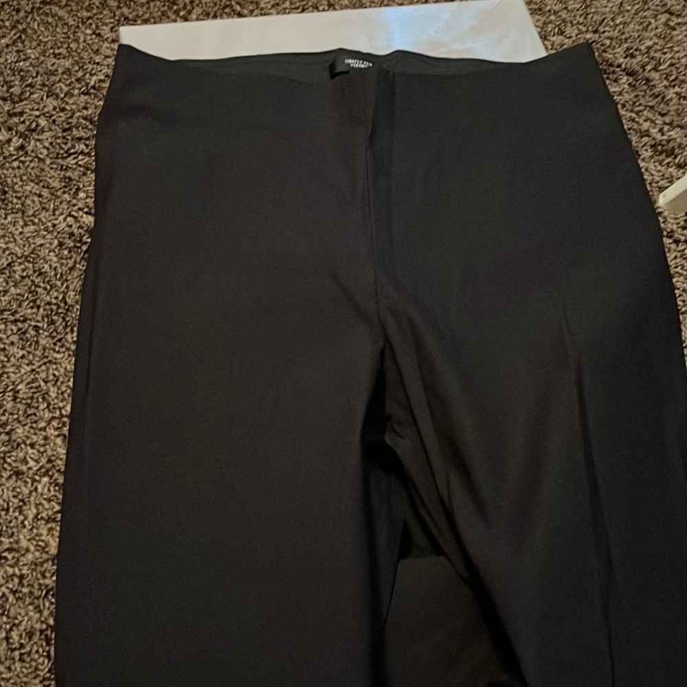 Simply Vera verawang black capri